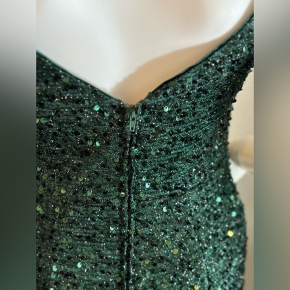 🥳♥️ NWT Dear Moon Green Sequin V-Neck Side Slit Mini Dress - Picture 11 of 12